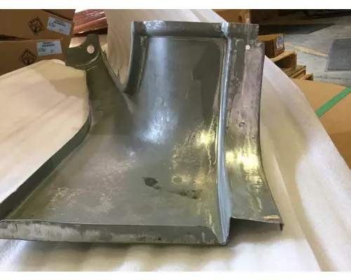 INTERNATIONAL 4800 Body Parts, Misc.