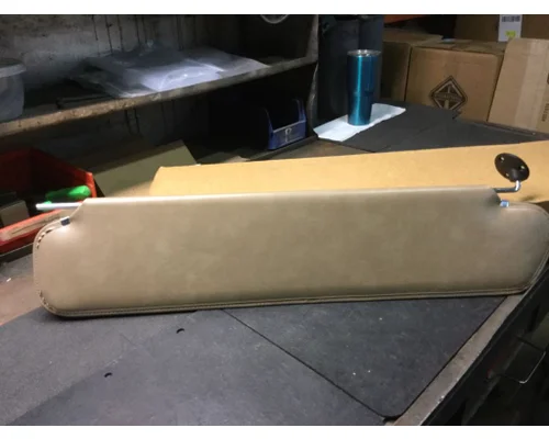 INTERNATIONAL 4800 Interior Sun Visor