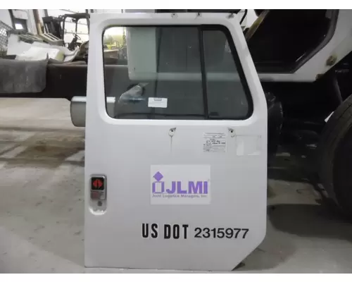 INTERNATIONAL 4900 1990-2002 DOOR ASSEMBLY, FRONT