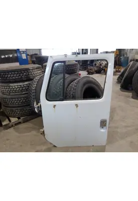 INTERNATIONAL 4900 1990-2002 DOOR ASSEMBLY, FRONT