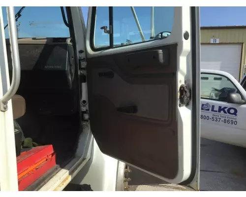 INTERNATIONAL 4900 1990-2002 DOOR ASSEMBLY, FRONT