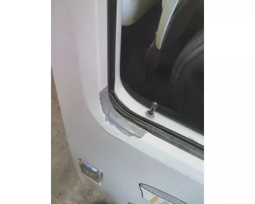 INTERNATIONAL 4900 1990-2002 DOOR ASSEMBLY, FRONT