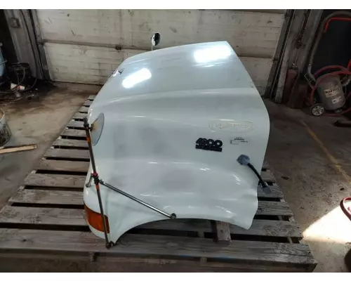 INTERNATIONAL 4900 1990-2002 HOOD