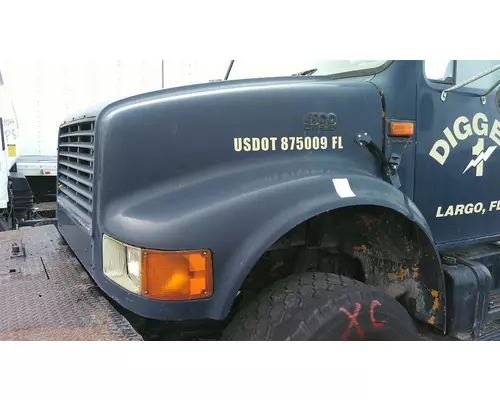 INTERNATIONAL 4900 1990-2002 HOOD