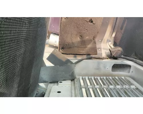 INTERNATIONAL 4900 1990-2002 HOOD