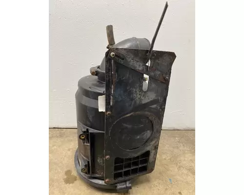 INTERNATIONAL 4900 Air Cleaner