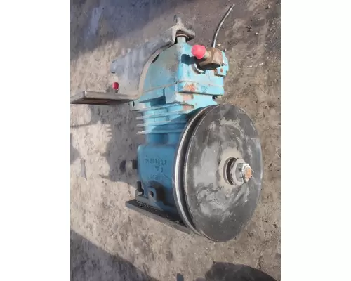 INTERNATIONAL 4900 Air Compressor