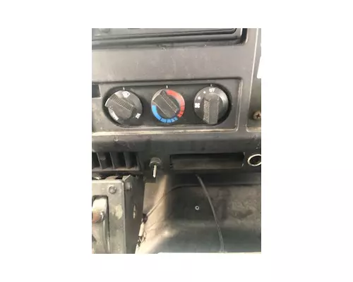 INTERNATIONAL 4900 Air Conditioning Climate Control