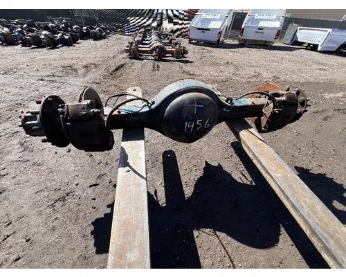 INTERNATIONAL 4900 Axle Assembly, Rear