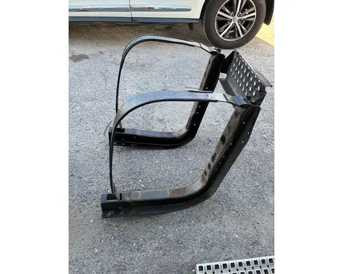 INTERNATIONAL 4900 Brackets, Misc.