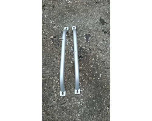 INTERNATIONAL 4900 Brackets, Misc.