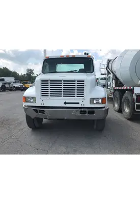 INTERNATIONAL 4900 Bumper Assembly, Front