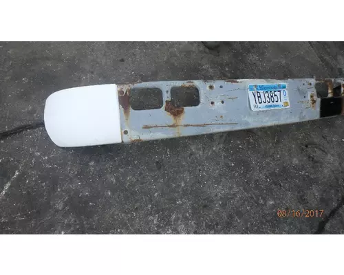 INTERNATIONAL 4900 Bumper Assembly, Front