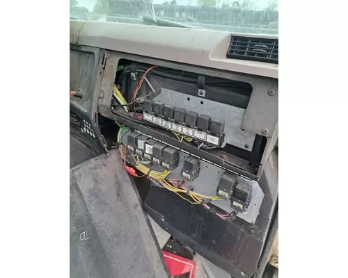 INTERNATIONAL 4900 Cab Mount