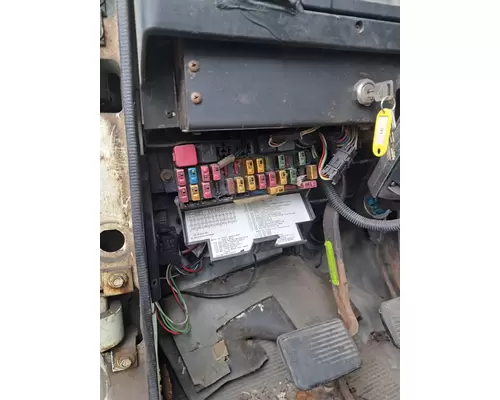 INTERNATIONAL 4900 Cab Mount