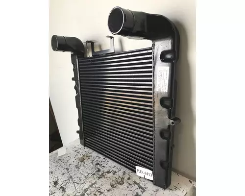 INTERNATIONAL 4900 Charge Air Cooler