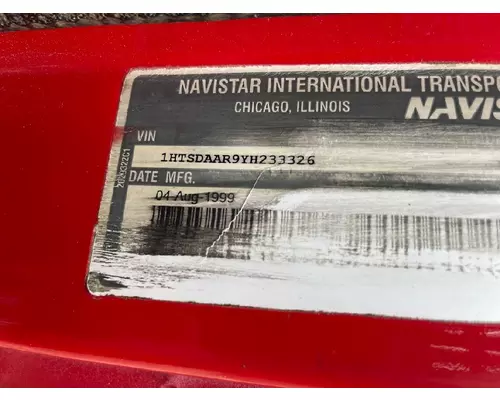 INTERNATIONAL 4900 Complete Vehicle