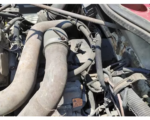 INTERNATIONAL 4900 Complete Vehicle