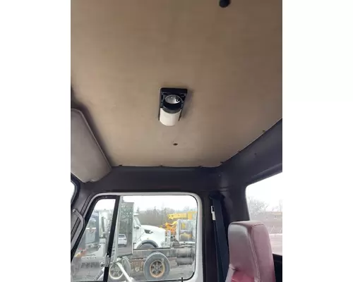 INTERNATIONAL 4900 Complete Vehicle