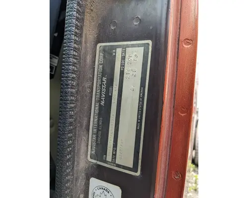 INTERNATIONAL 4900 Complete Vehicle