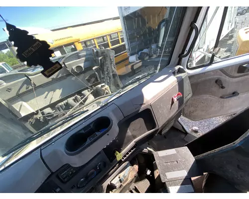 INTERNATIONAL 4900 Dash Assembly