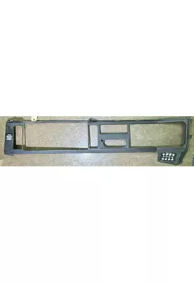 INTERNATIONAL 4900 Dash Assembly