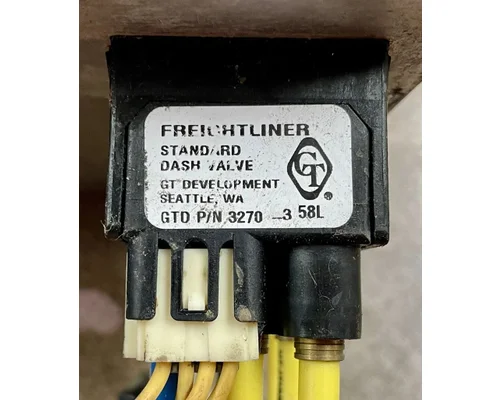 INTERNATIONAL 4900 Dash Panel