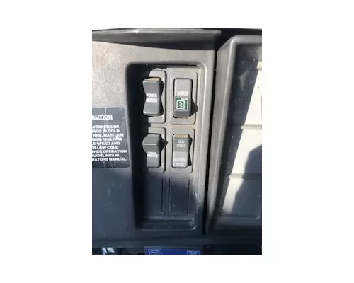 INTERNATIONAL 4900 DashConsole Switch