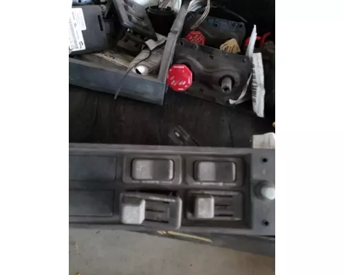 INTERNATIONAL 4900 DashConsole Switch