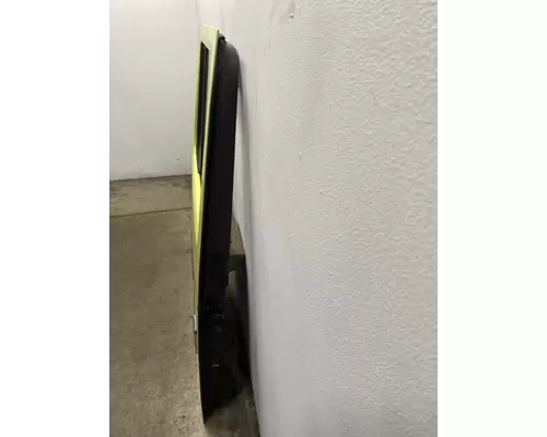 INTERNATIONAL 4900 Door Assembly, Front