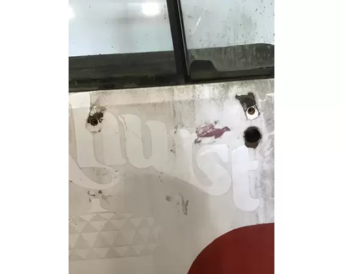 INTERNATIONAL 4900 Door Assembly