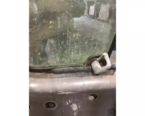 INTERNATIONAL 4900 Door Assembly