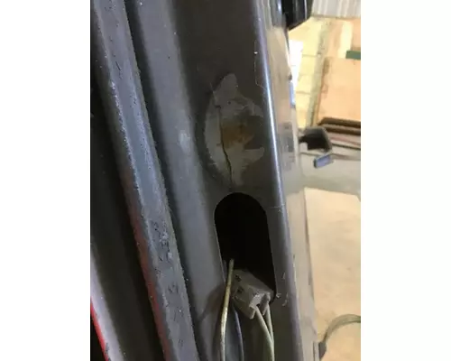 INTERNATIONAL 4900 Door Assembly