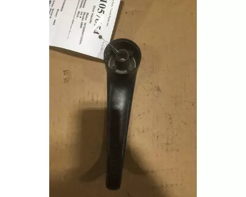 INTERNATIONAL 4900 Door Handle