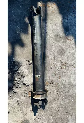 INTERNATIONAL 4900 Drive Shaft, Rear