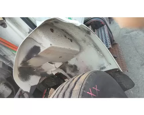 INTERNATIONAL 4900 FENDER EXTENSION