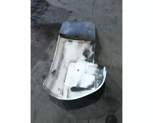 INTERNATIONAL 4900 FENDER EXTENSION