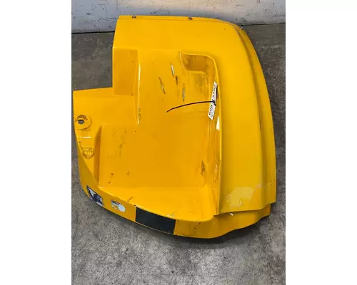 INTERNATIONAL 4900 Fender Extension
