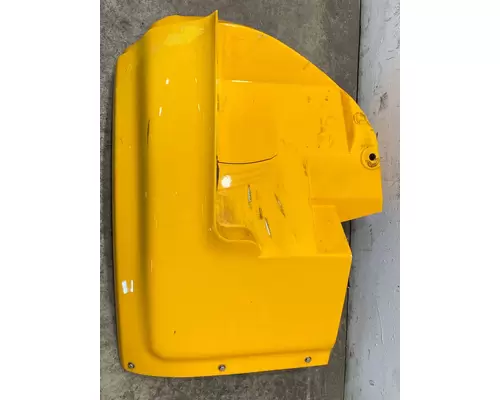 INTERNATIONAL 4900 Fender Extension