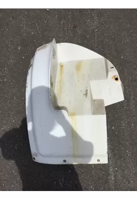 INTERNATIONAL 4900 Fender Extension