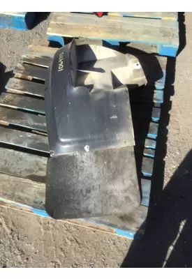 INTERNATIONAL 4900 Fender Extension