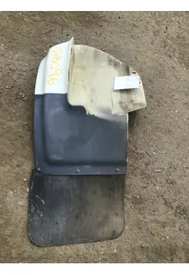 INTERNATIONAL 4900 Fender Extension