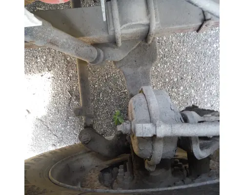 INTERNATIONAL 4900 Front Axle I Beam