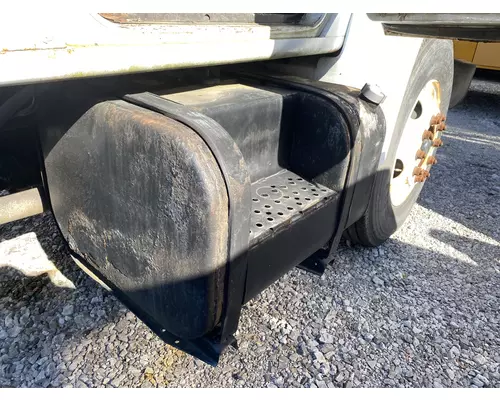 INTERNATIONAL 4900 Fuel Tank