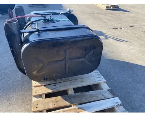 INTERNATIONAL 4900 Fuel Tank