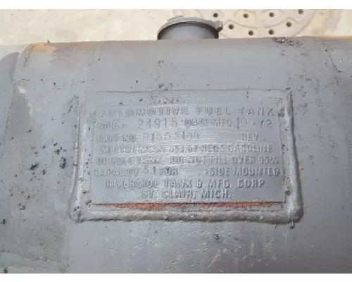 INTERNATIONAL 4900 Fuel Tank