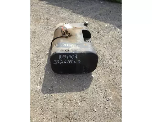 INTERNATIONAL 4900 Fuel Tank