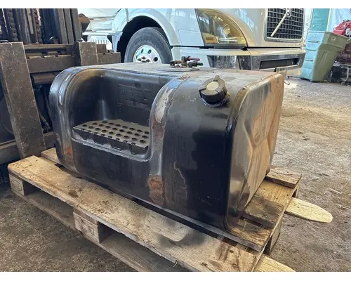 INTERNATIONAL 4900 Fuel Tank