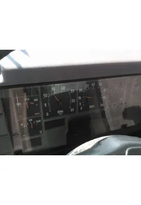 INTERNATIONAL 4900 GAUGE CLUSTER