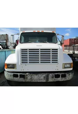 INTERNATIONAL 4900 HOOD